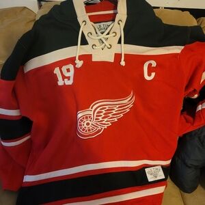 Old time hockey redwing jersey